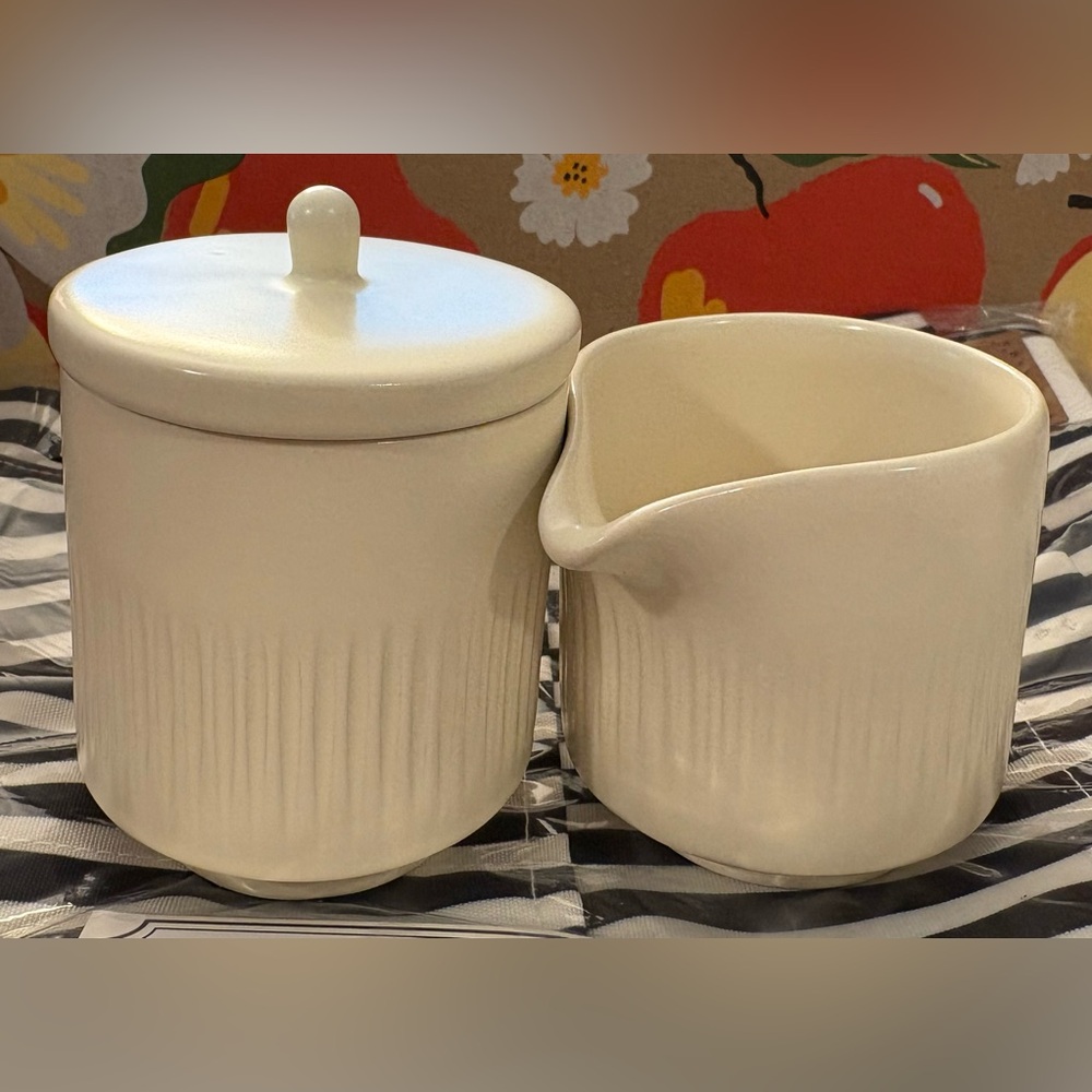 ✨✨Citrine Ceramic Creamer and Sugar Set✨✨